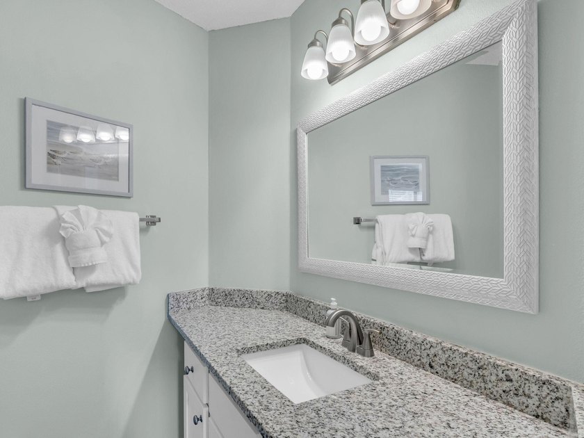 Add This 1 To Your List. Stylishly Furnished 2 BR Condo. Updated - photo 22