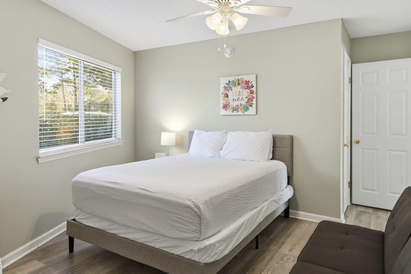 Add This 1 To Your List. Stylishly Furnished 2 BR Condo. Updated - photo 24