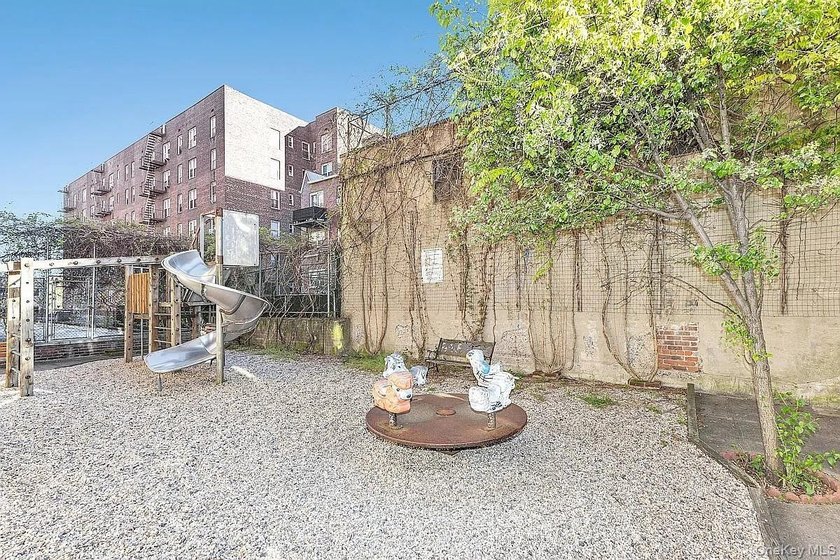 Welcome to Residence 4P at 67-30 Clyde Street - a sun-drenched - photo 6