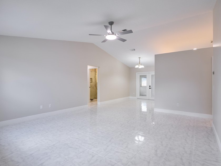 Beautifully renovated and move-in ready, this stunning Port St - photo 4