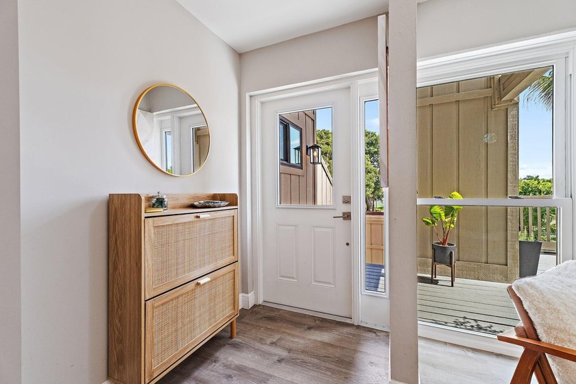 Welcome to this beautifully renovated Sealofter, ideally located - photo 2