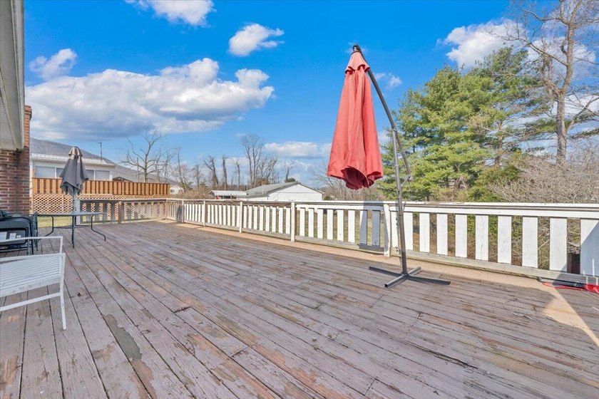 This one-level brick ranch offers plenty of potential and is - photo 43