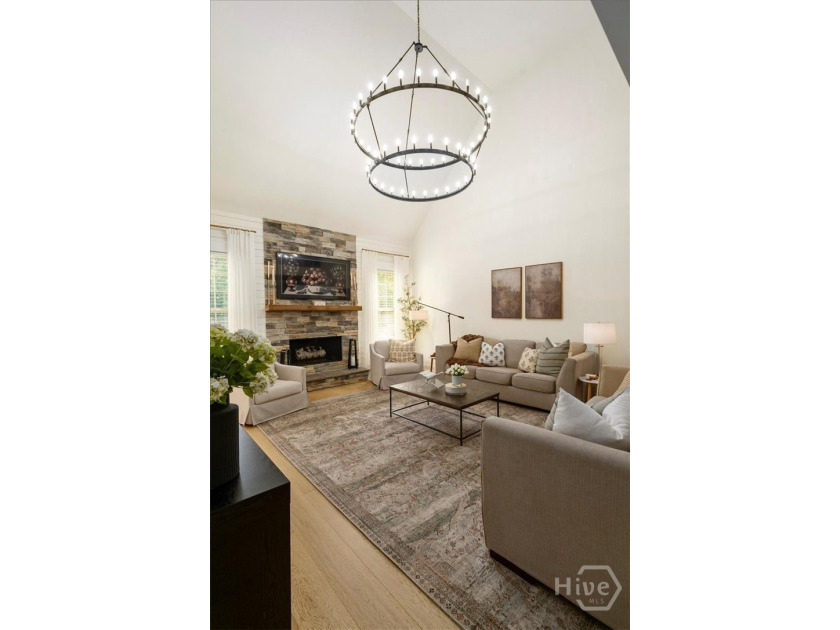 Welcome home to this stunning Oconee County retreat, perfectly - photo 15
