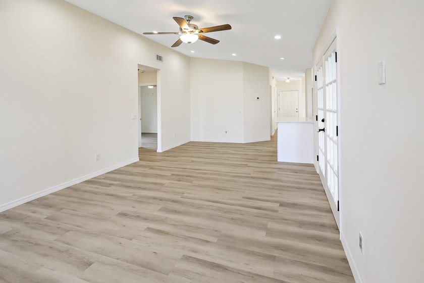 A 2026 roof, gorgeous quartz countertops in the kitchen, and - photo 8