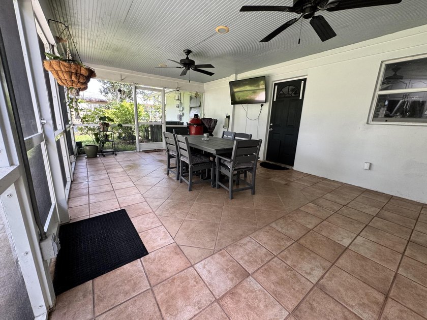 Welcome home! A rare opportunity in the heart of the Palm Beach - photo 25
