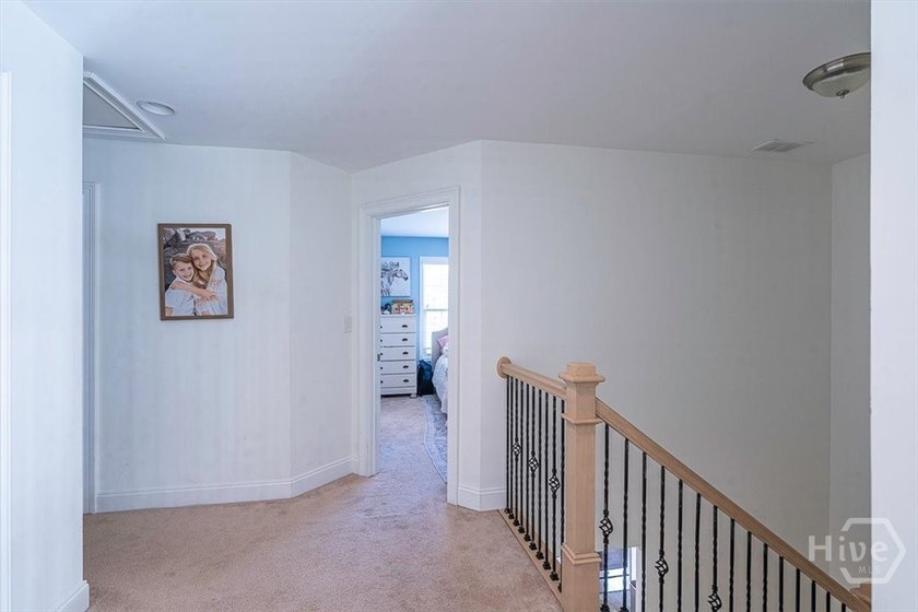 Welcome home to this stunning Oconee County retreat, perfectly - photo 29