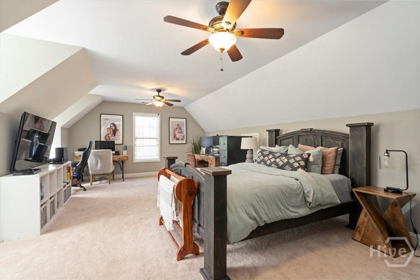 Welcome home to this stunning Oconee County retreat, perfectly - photo 36