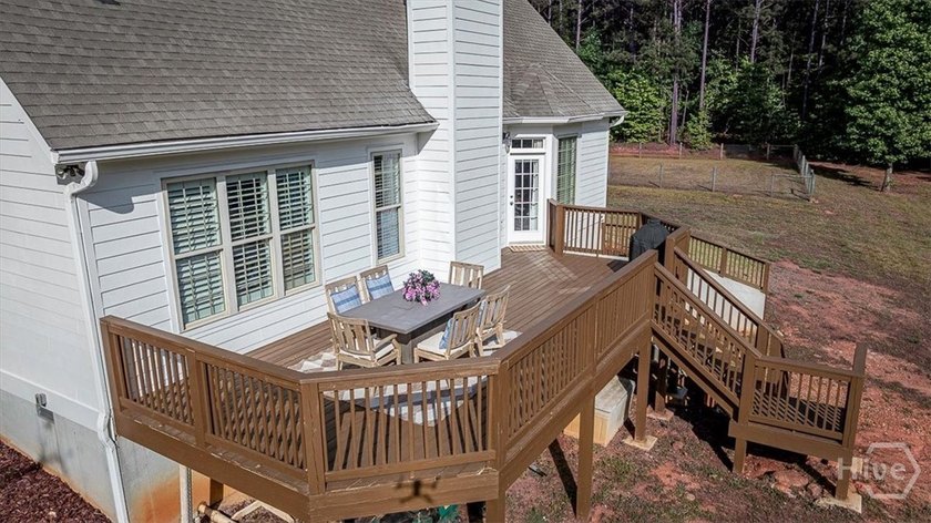 Welcome home to this stunning Oconee County retreat, perfectly - photo 50