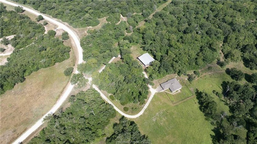 If country living is calling your name, take a look at this 101 - photo 30