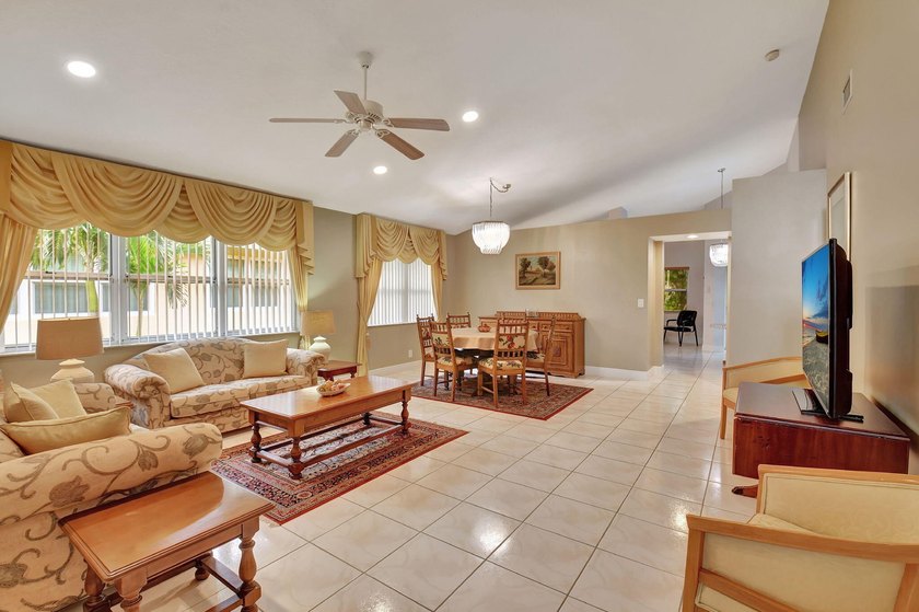 Welcome to Sweetwater at Boca Chase, a vibrant 55+ Villa - photo 4