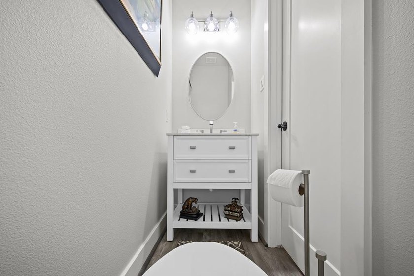 Come live the coastal lifestyle in this thoughtfully designed - photo 41