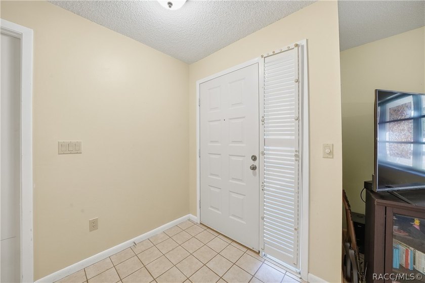 One or more photo(s) has been virtually staged. Tucked away in - photo 4