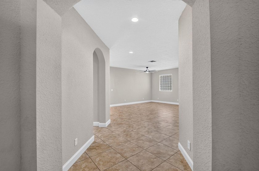 Discover the perfect blend of luxury, privacy, and - photo 7