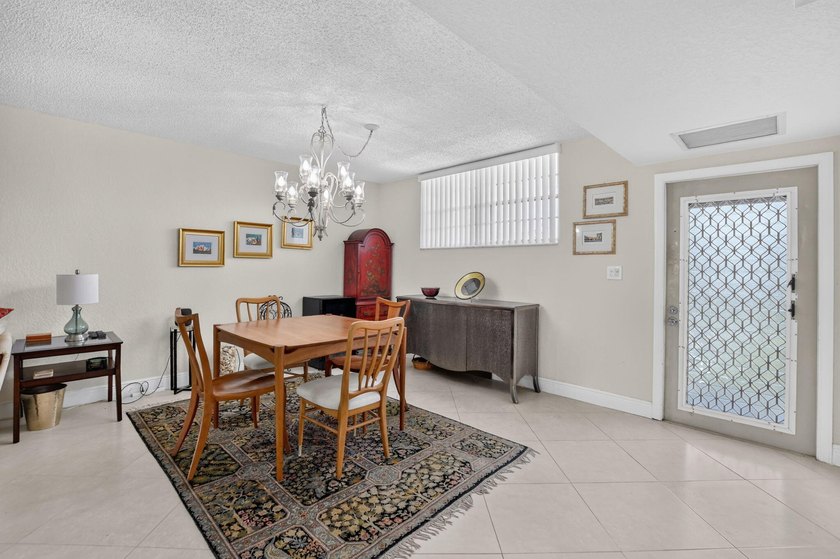 Second-floor 1-bedroom, 1.5-bath condo in The Palms of Deer - photo 4