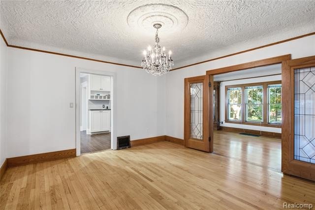 Welcome home to this charming historical Colonial, ideally - photo 6