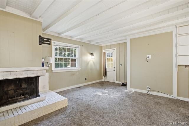 Welcome home to this charming historical Colonial, ideally - photo 10