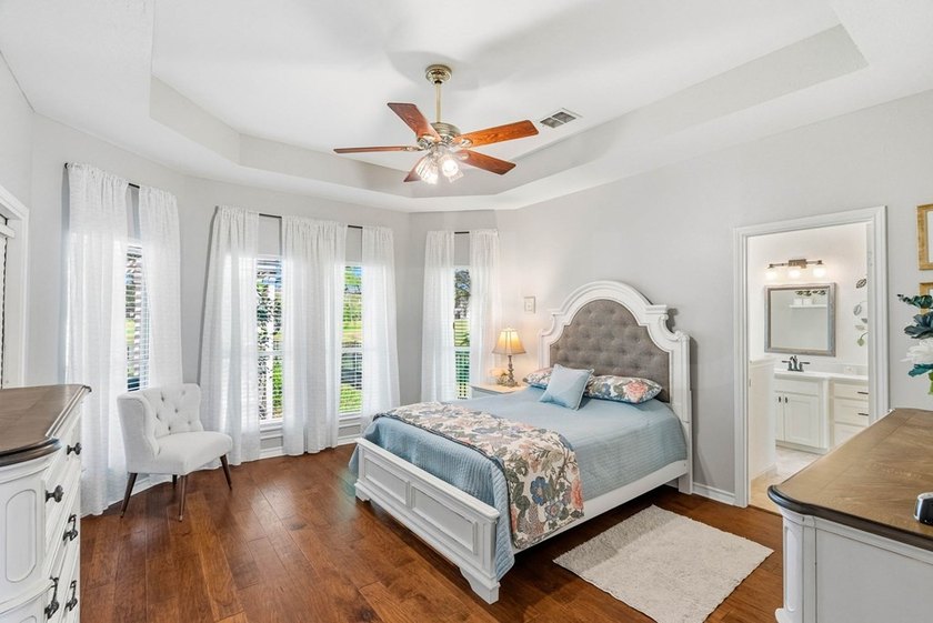 COUNTRY CLUB LIVING WITH A VIEW! Located in Rockport Country - photo 17