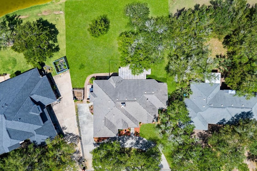 COUNTRY CLUB LIVING WITH A VIEW! Located in Rockport Country - photo 35