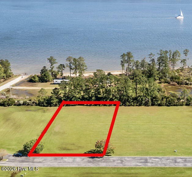 Fantastic opportunity to own a homesite in the prestigious - photo 5