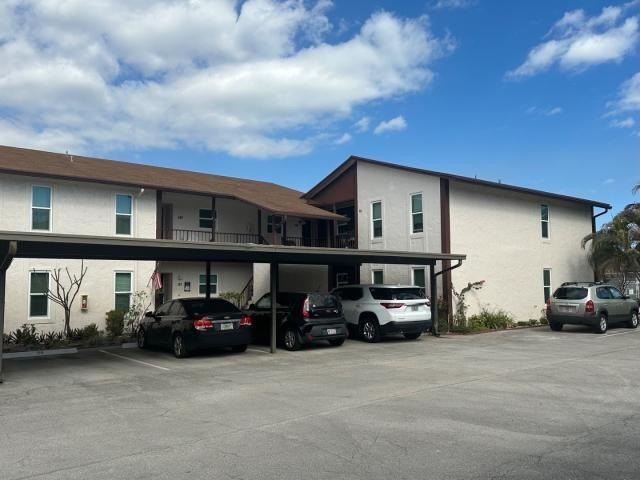 Welcome to the Twin Lakes South Condos in Stuart. This active - photo 3
