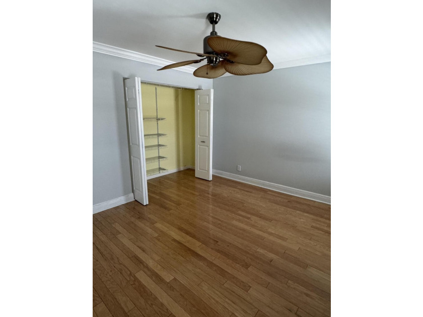 Welcome to the Twin Lakes South Condos in Stuart. This active - photo 8