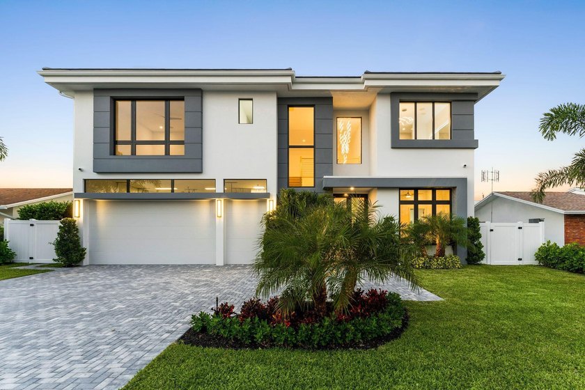Imagine living just blocks from the action of Mizner Park and - photo 3