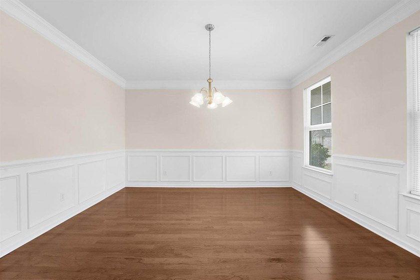 Welcome home to this beautiful 3,440 sq ft pond-front property - photo 28