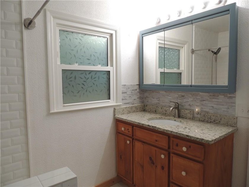 LOCATION LOCATION LOCATION! Incredible Convenience to Hot Green - photo 34