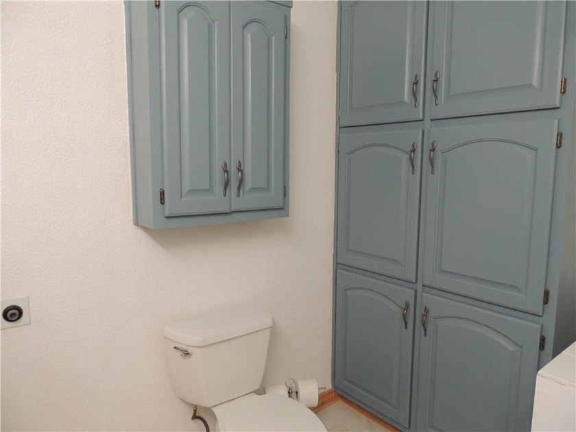 LOCATION LOCATION LOCATION! Incredible Convenience to Hot Green - photo 38