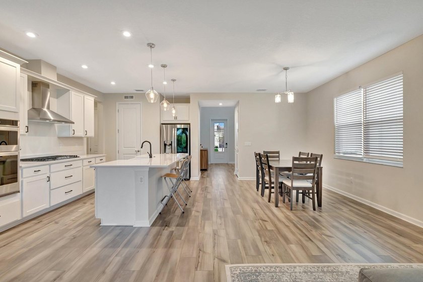Price Improved! Beautiful CBS 4BR/2.5BA home located in the - photo 7