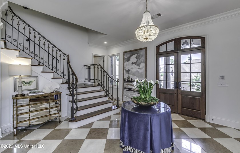 Welcome to 15 Eastparke Dr, where you will find a combination of - photo 12