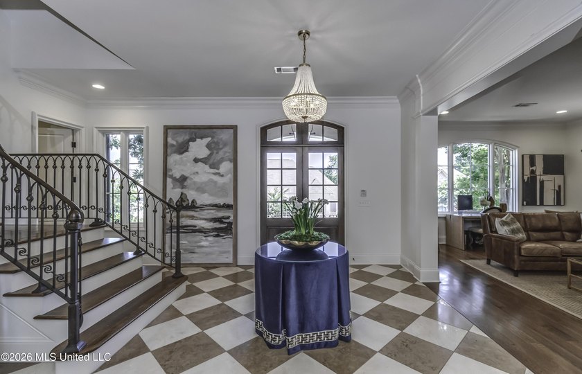 Welcome to 15 Eastparke Dr, where you will find a combination of - photo 13