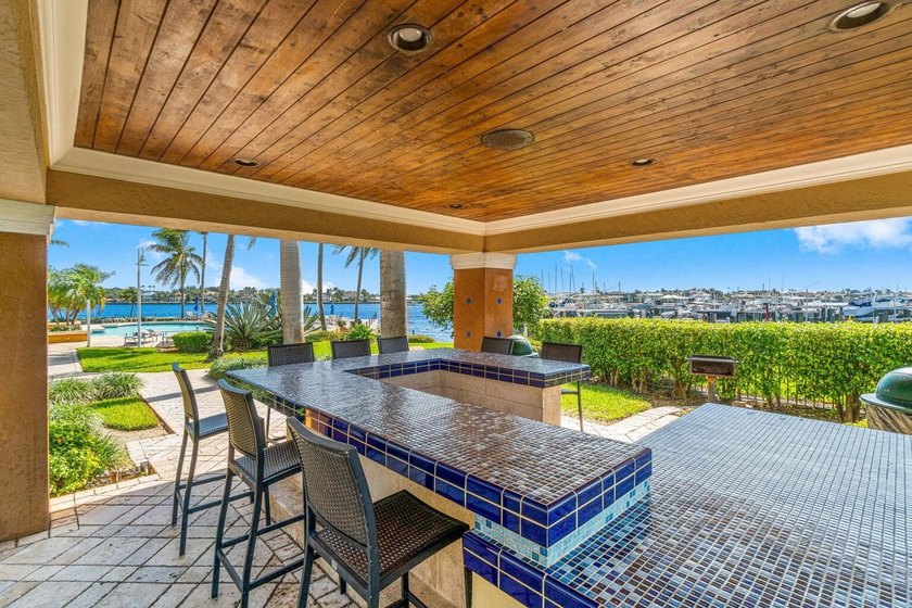 Welcome to this waterfront condominium situated in Yacht Club on - photo 6