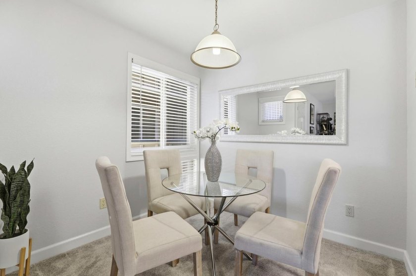 Great down payment assistance for first time home buyers on this - photo 5