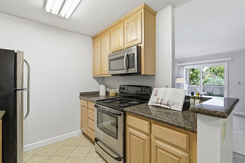 Great down payment assistance for first time home buyers on this - photo 9