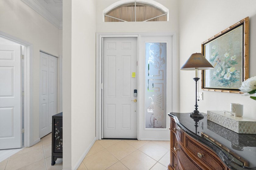 Welcome to this single-story waterfront residence in the - photo 6