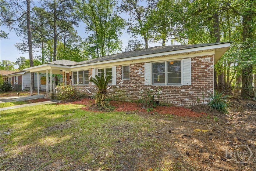 This charming 3-bedroom, 1.5-bath home offers a great - photo 3