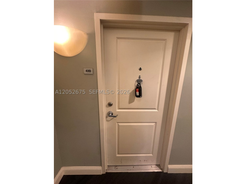 111 E Flagler St 410 - photo 7