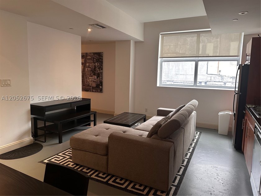 111 E Flagler St 410 - photo 10