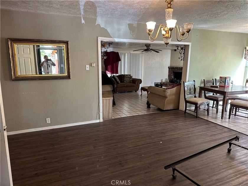 Unlock incredible potential with this classic Santa Ana property - photo 4