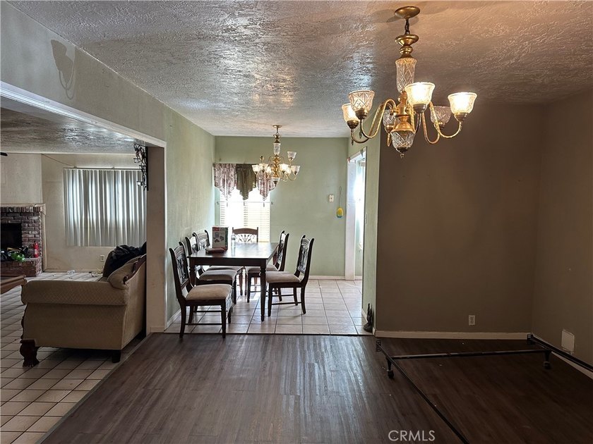 Unlock incredible potential with this classic Santa Ana property - photo 5
