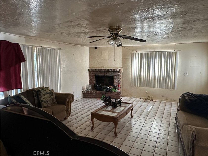 Unlock incredible potential with this classic Santa Ana property - photo 9