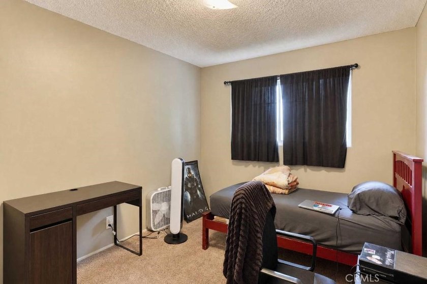 Located in the heart of vibrant Santa Ana, this spacious - photo 14