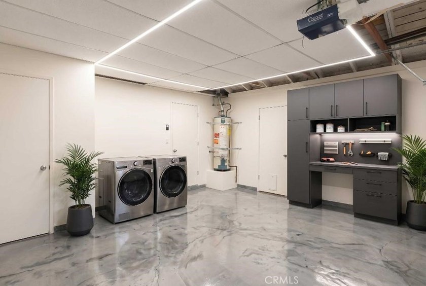Located in the heart of vibrant Santa Ana, this spacious - photo 18