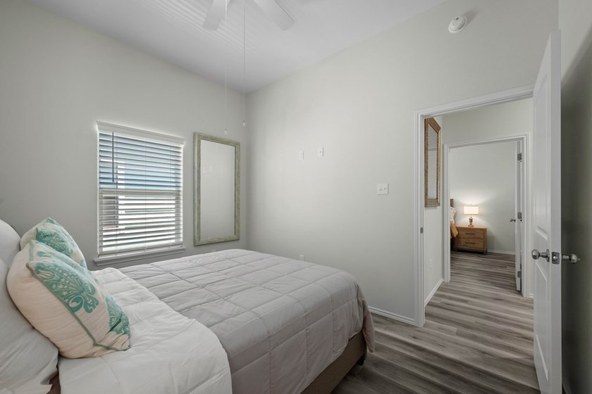 Discover relaxed coastal living at Ocean Reef Cottages in - photo 27