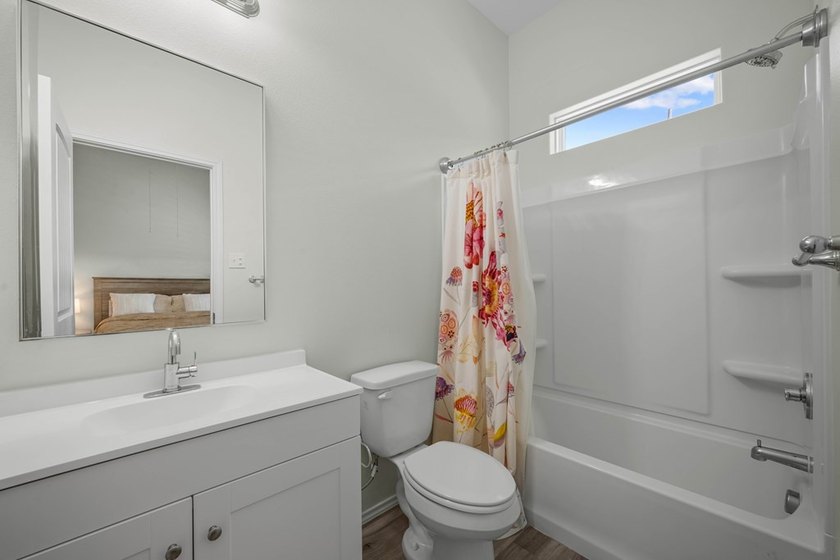 Discover relaxed coastal living at Ocean Reef Cottages in - photo 32