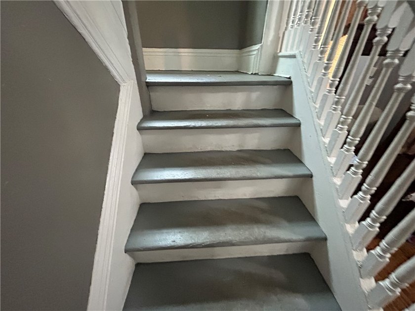 Spacious 4 bedroom Colonial! Currently rented at $1,512 per - photo 16
