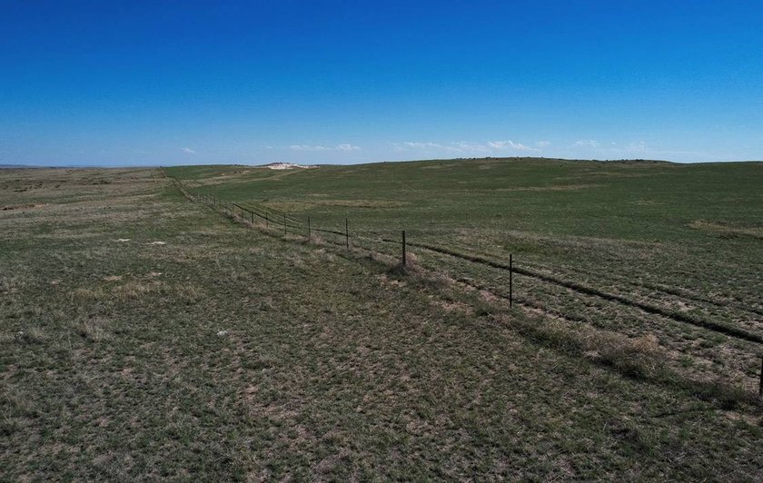 The Spoon Buttes Ranch is located approximately 18 miles north - photo 33