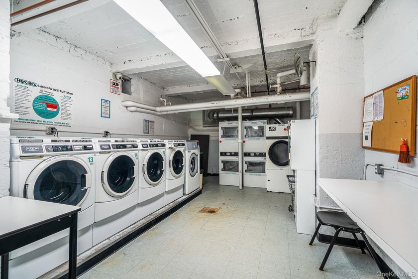 Commuters Dream!! Step into this spacious sun-drenched 1-bedroom - photo 14