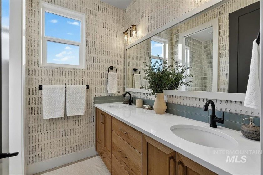 Better than new in coveted Dry Creek Ranch, this impeccably - photo 30